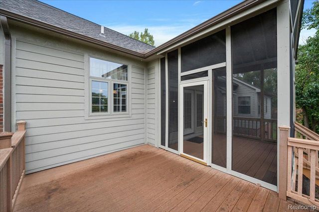 1387 Harwood Drive, Oxford Charter Township, MI 48371