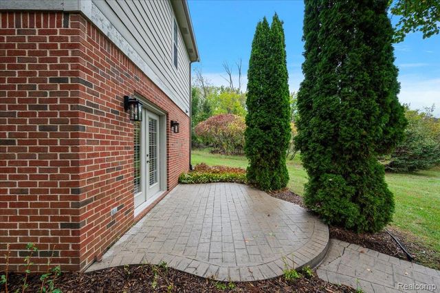 1387 Harwood Drive, Oxford Charter Township, MI 48371