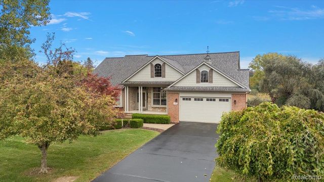 1387 Harwood Drive, Oxford Charter Township, MI 48371