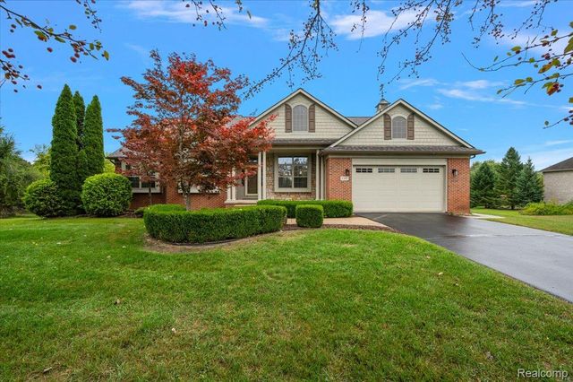 1387 Harwood Drive, Oxford Charter Township, MI 48371