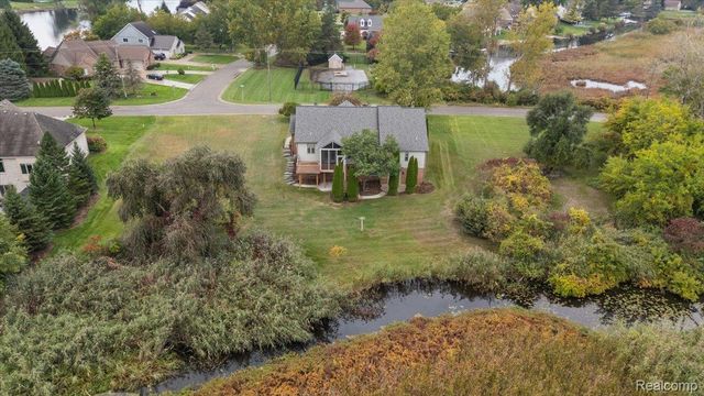 1387 Harwood Drive, Oxford Charter Township, MI 48371