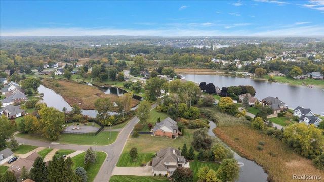 1387 Harwood Drive, Oxford Charter Township, MI 48371