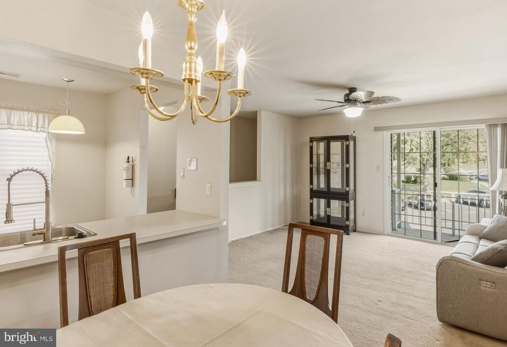 1566-B THORNWOOD DR, MOUNT LAUREL, NJ 08054 — photo 2