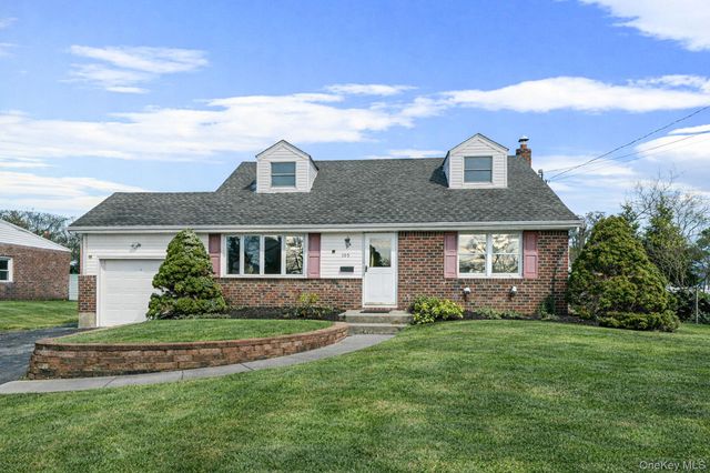 105 Elberta Drive, East Northport, NY 11731