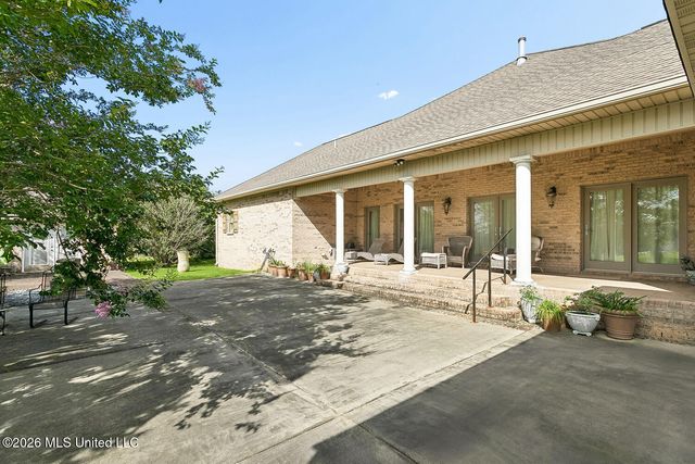 18254 Robinwood East Drive, Saucier, MS 39574