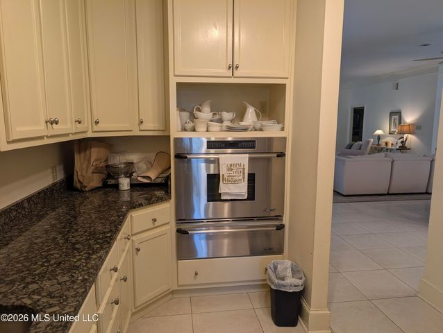 18254 Robinwood East Drive, Saucier, MS 39574