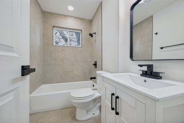 3216 Rock Bluff Drive, Dallas, TX 75227