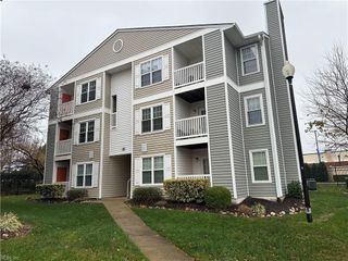1833 Chantilly CT # 305, Virginia Beach, VA 23451