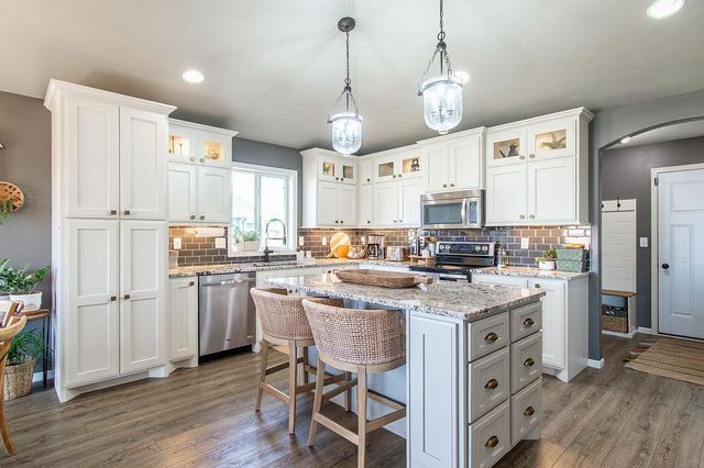 713 48th Avenue W, West Fargo, ND 58078