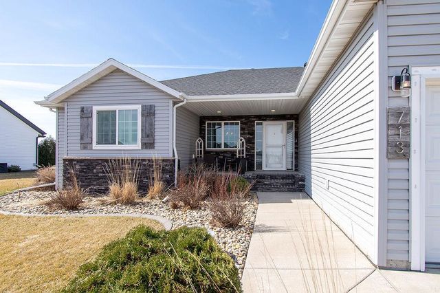 713 48th Avenue W, West Fargo, ND 58078