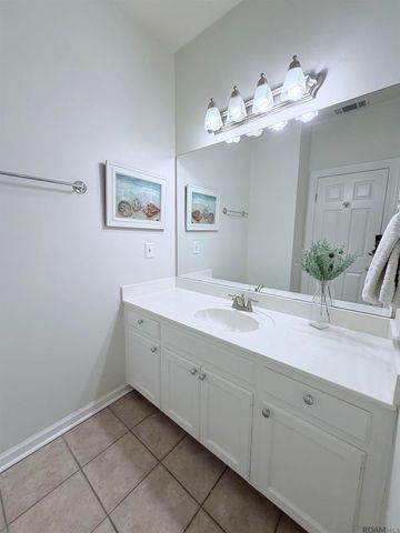 10613 Springglen Ct, Baton Rouge, LA 70810