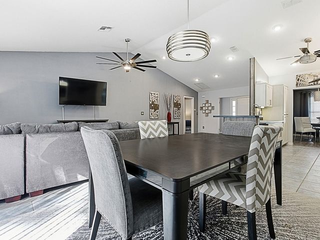 8686 SE 158TH STREET, Summerfield, FL 34491