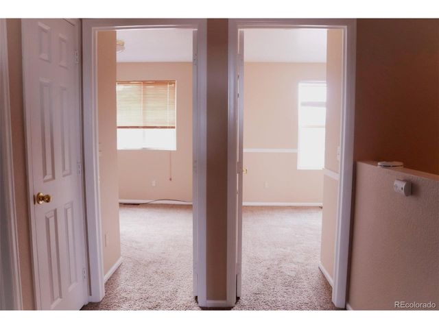 21903 E Crestline Ln, Aurora, CO 80015