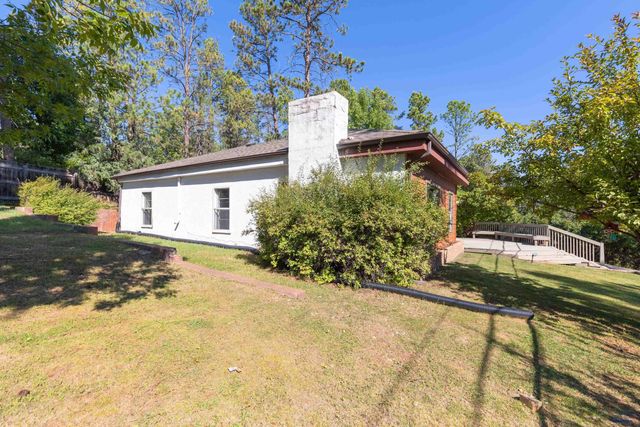 411 N BERRY PINE RD, Rapid City, SD 57702