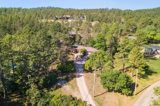 411 N BERRY PINE RD, Rapid City, SD 57702