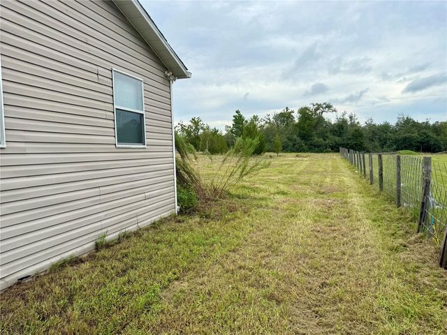 10903 N FARMWOOD AVENUE, Dunnellon, FL 34433