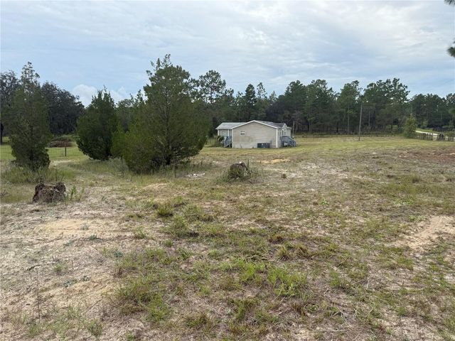 10903 N FARMWOOD AVENUE, Dunnellon, FL 34433