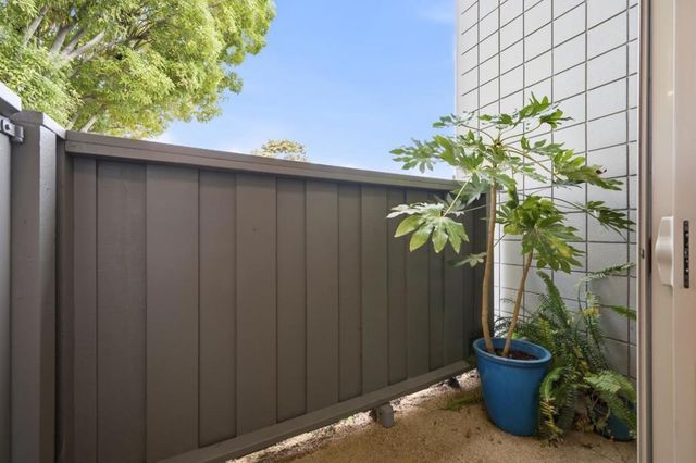 30 Los Altos Square, Los Altos, CA 94022