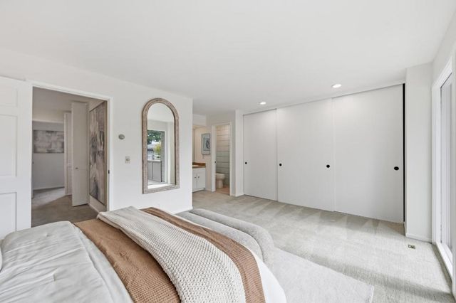 30 Los Altos Square, Los Altos, CA 94022