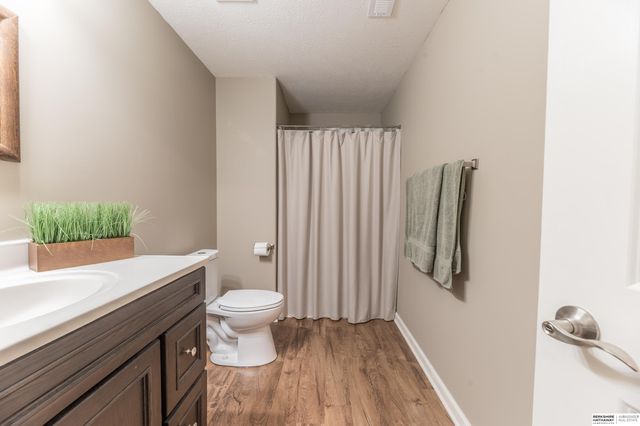 11405 N 170th Street, Bennington, NE 68007