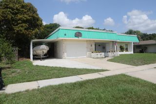 864 SE Tierra Court, Port St Lucie, FL 34983