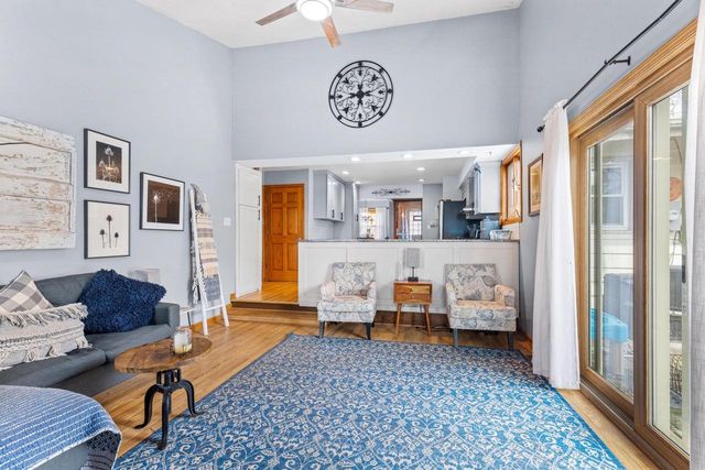 N42W5598 Wilshire DRIVE, Cedarburg, WI 53012