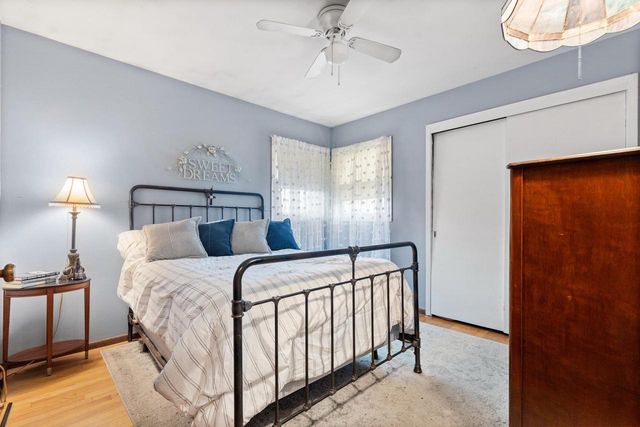 N42W5598 Wilshire DRIVE, Cedarburg, WI 53012