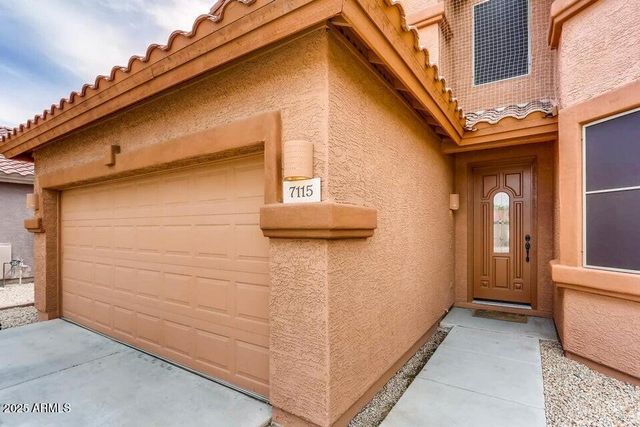 7115 W KINGS Avenue, Peoria, AZ 85382