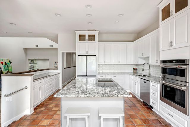 9171 Briar Forest Drive, Houston, TX 77024