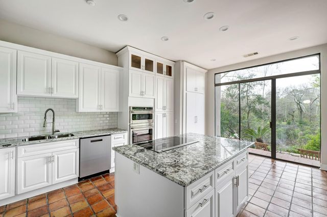 9171 Briar Forest Drive, Houston, TX 77024