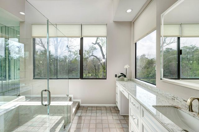 9171 Briar Forest Drive, Houston, TX 77024