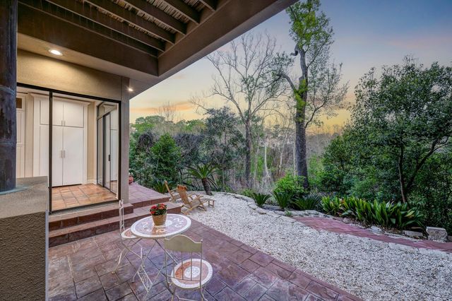 9171 Briar Forest Drive, Houston, TX 77024