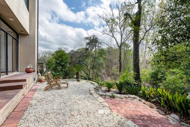 9171 Briar Forest Drive, Houston, TX 77024