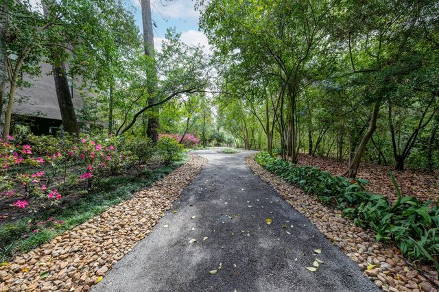 9171 Briar Forest Drive, Houston, TX 77024