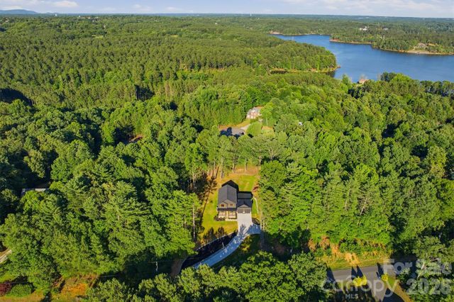 5676 MARBLESTONE Drive, Granite Falls, NC 28630