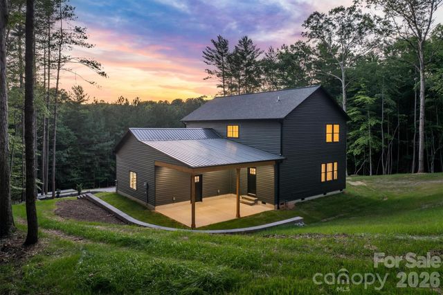 5676 MARBLESTONE Drive, Granite Falls, NC 28630