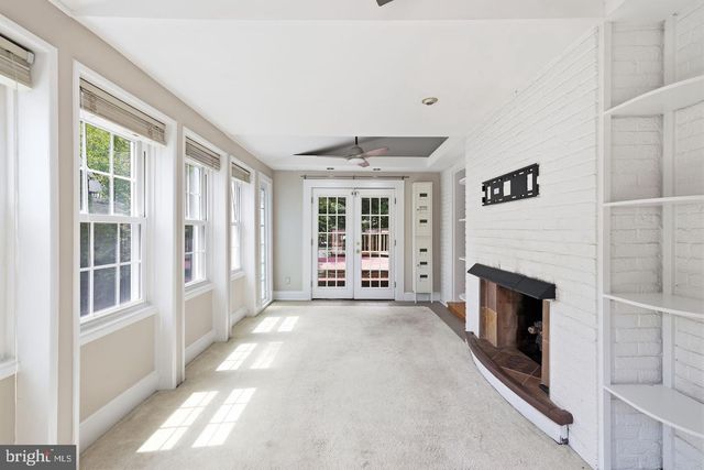 1706 N GLEBE RD, Arlington, VA 22207
