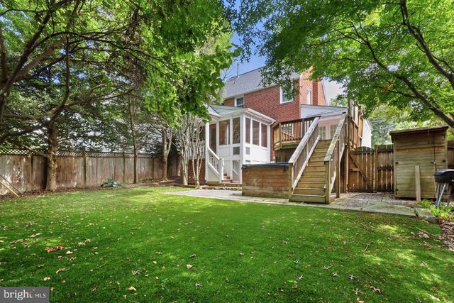 1706 N GLEBE RD, Arlington, VA 22207