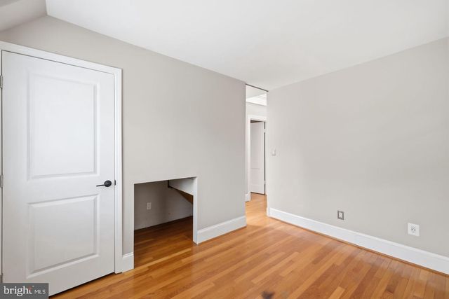 1706 N GLEBE RD, Arlington, VA 22207
