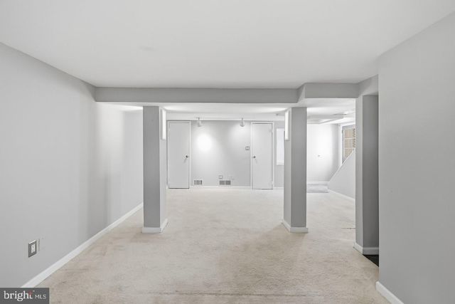 1706 N GLEBE RD, Arlington, VA 22207