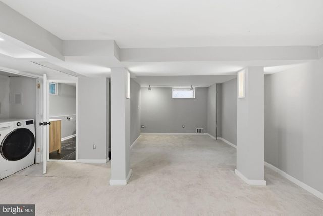 1706 N GLEBE RD, Arlington, VA 22207