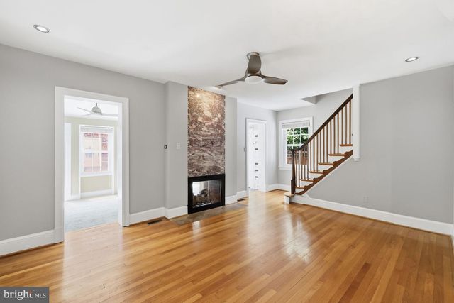 1706 N GLEBE RD, Arlington, VA 22207
