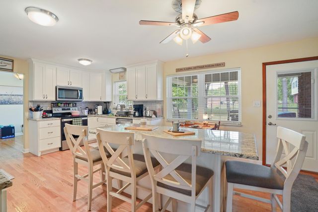180 Cliffside Drive, Somerset, KY 42503
