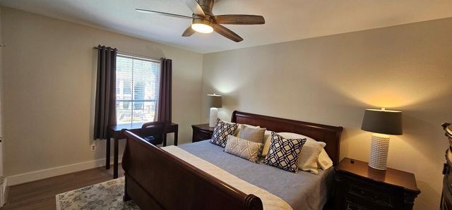 7575 Katy Freeway 143, Houston, TX 77024