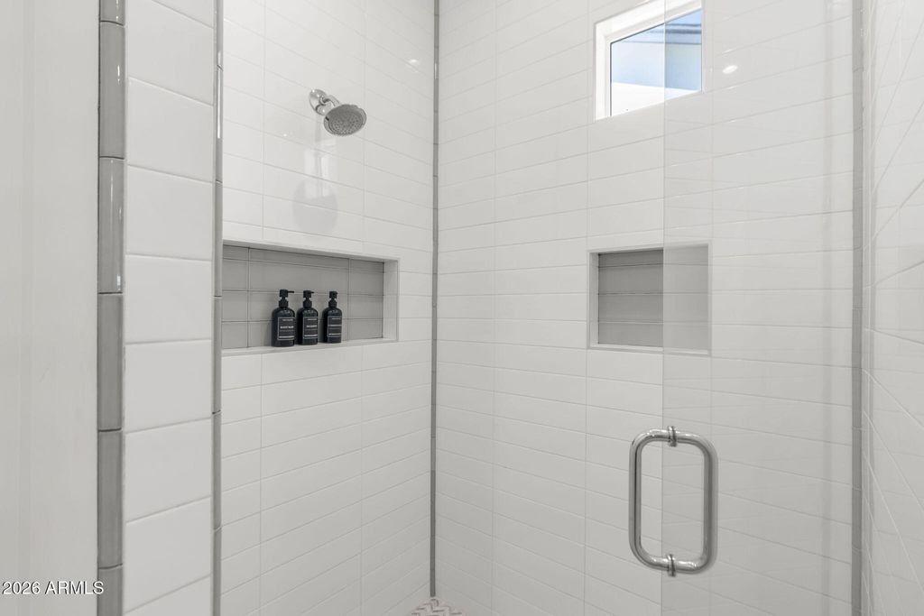 Image 15 of property listing at 4201 E Cheery Lynn Road, Phoenix, AZ 85018