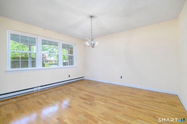 16 Westminster Road, Stamford, CT 06902