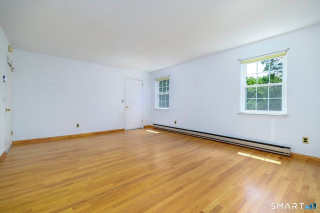 16 Westminster Road, Stamford, CT 06902