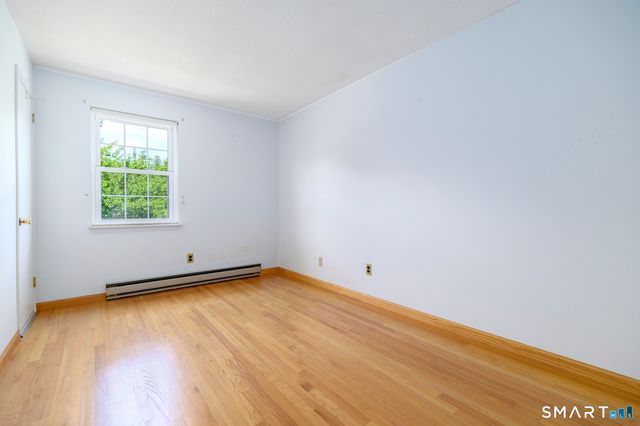 16 Westminster Road, Stamford, CT 06902
