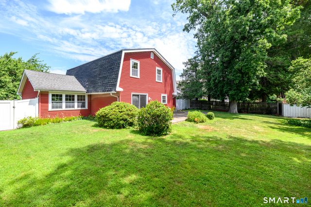 16 Westminster Road, Stamford, CT 06902