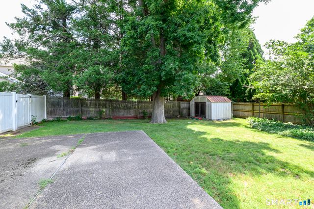 16 Westminster Road, Stamford, CT 06902
